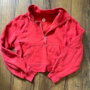 Women’s Lululemon scuba half zip.